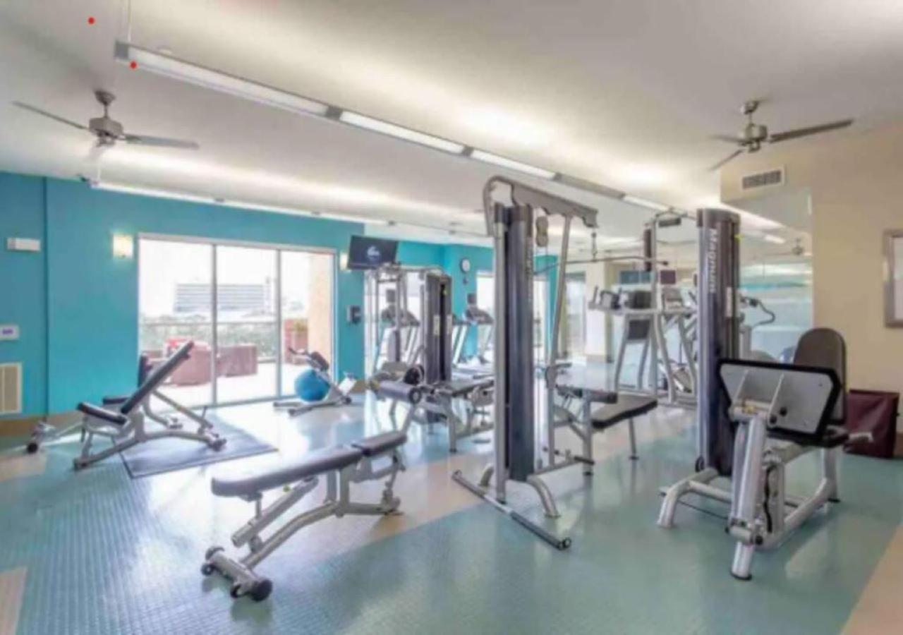 Inviting 2Br - Gym, Pool, Biz Center & Free Parking! Walk 2 Nrg Stadium! Near Med Ctr, Galleria, & Rice Village Houston Bagian luar foto
