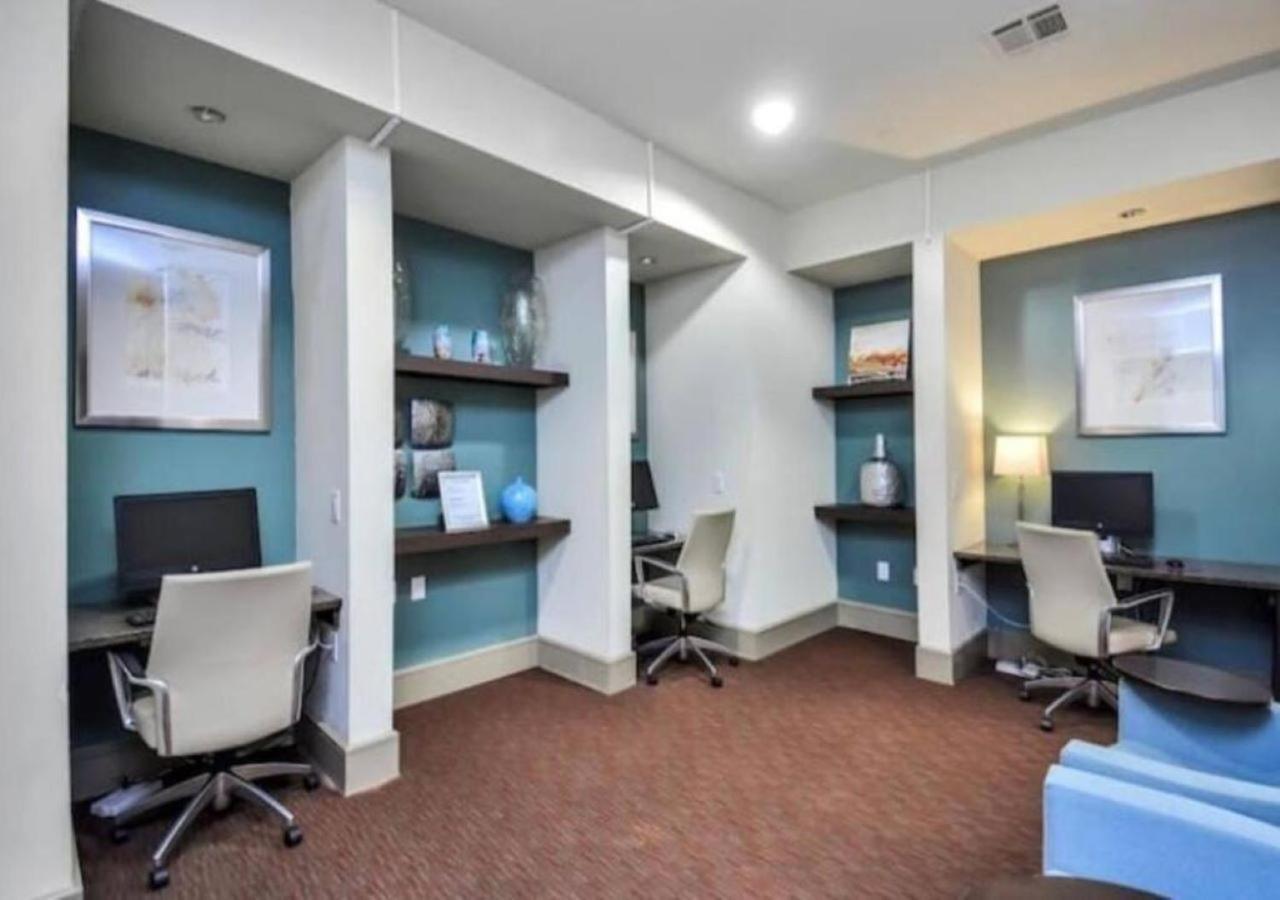 Inviting 2Br - Gym, Pool, Biz Center & Free Parking! Walk 2 Nrg Stadium! Near Med Ctr, Galleria, & Rice Village Houston Bagian luar foto