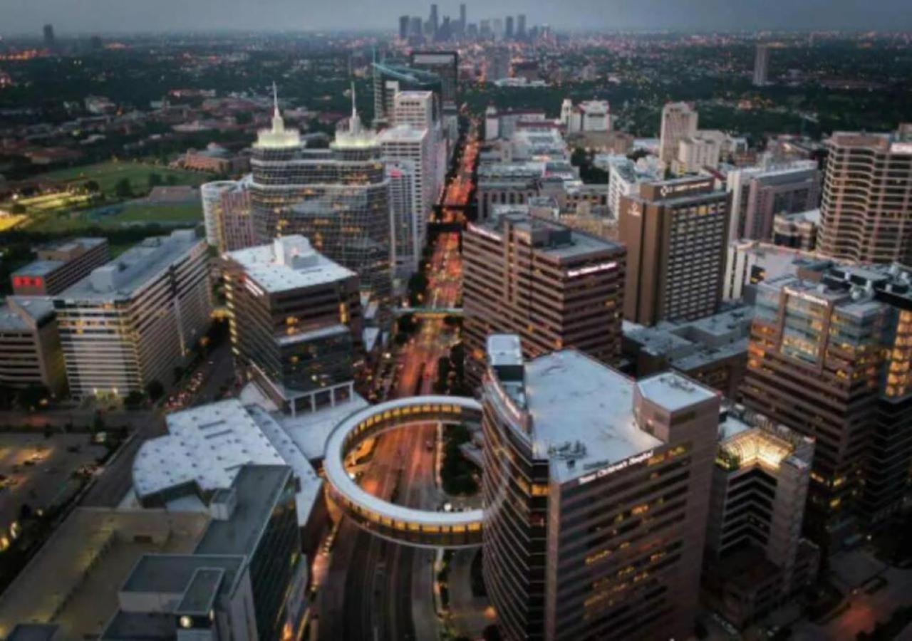 Inviting 2Br - Gym, Pool, Biz Center & Free Parking! Walk 2 Nrg Stadium! Near Med Ctr, Galleria, & Rice Village Houston Bagian luar foto